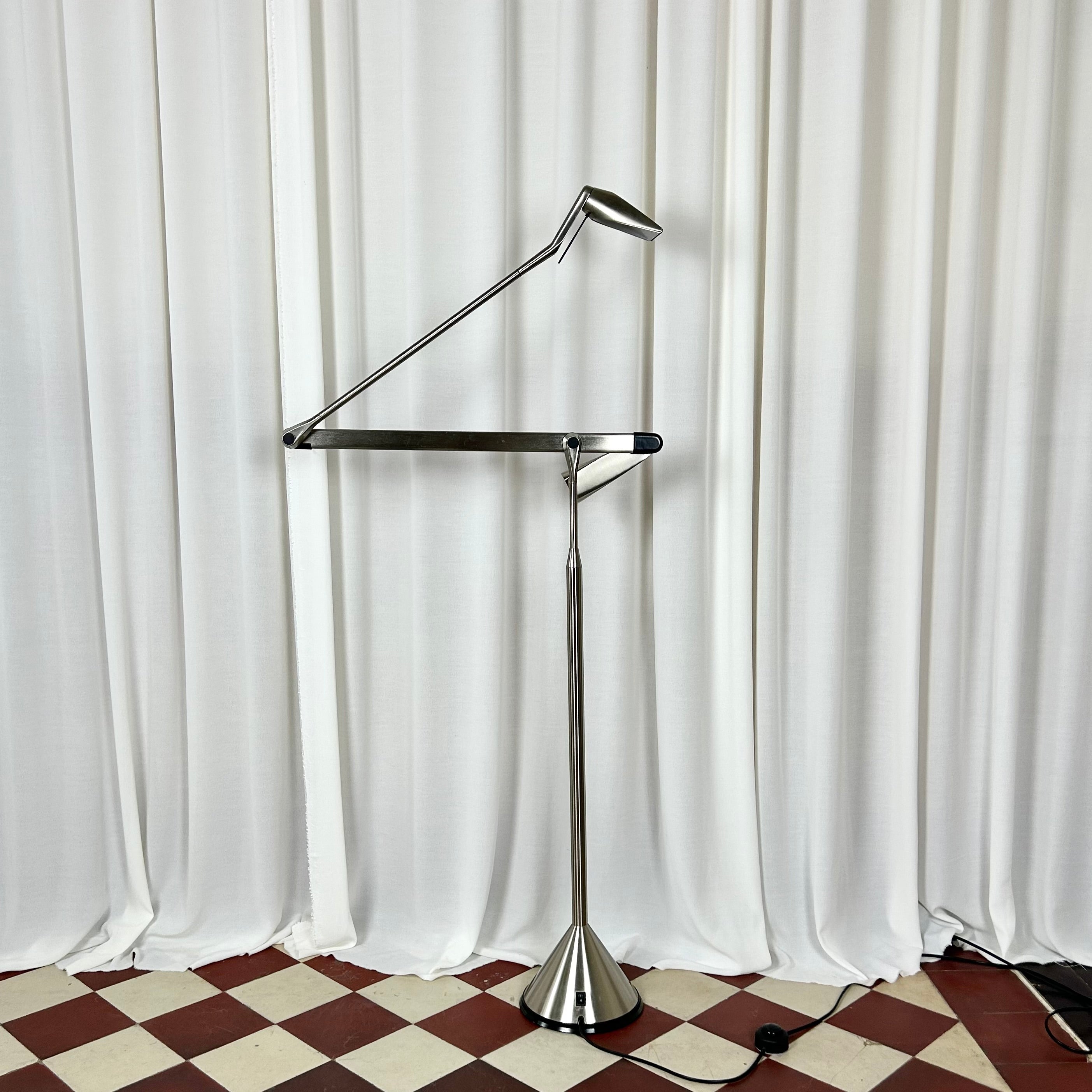 Grand Lampadaire Italien « Zelig Terra » En Acier Par Walter Monici Pour Lumina 1980 Grand Lampadaire Italien « Zelig Terra » En Acier Par Walter Monici Pour Lumina 1980