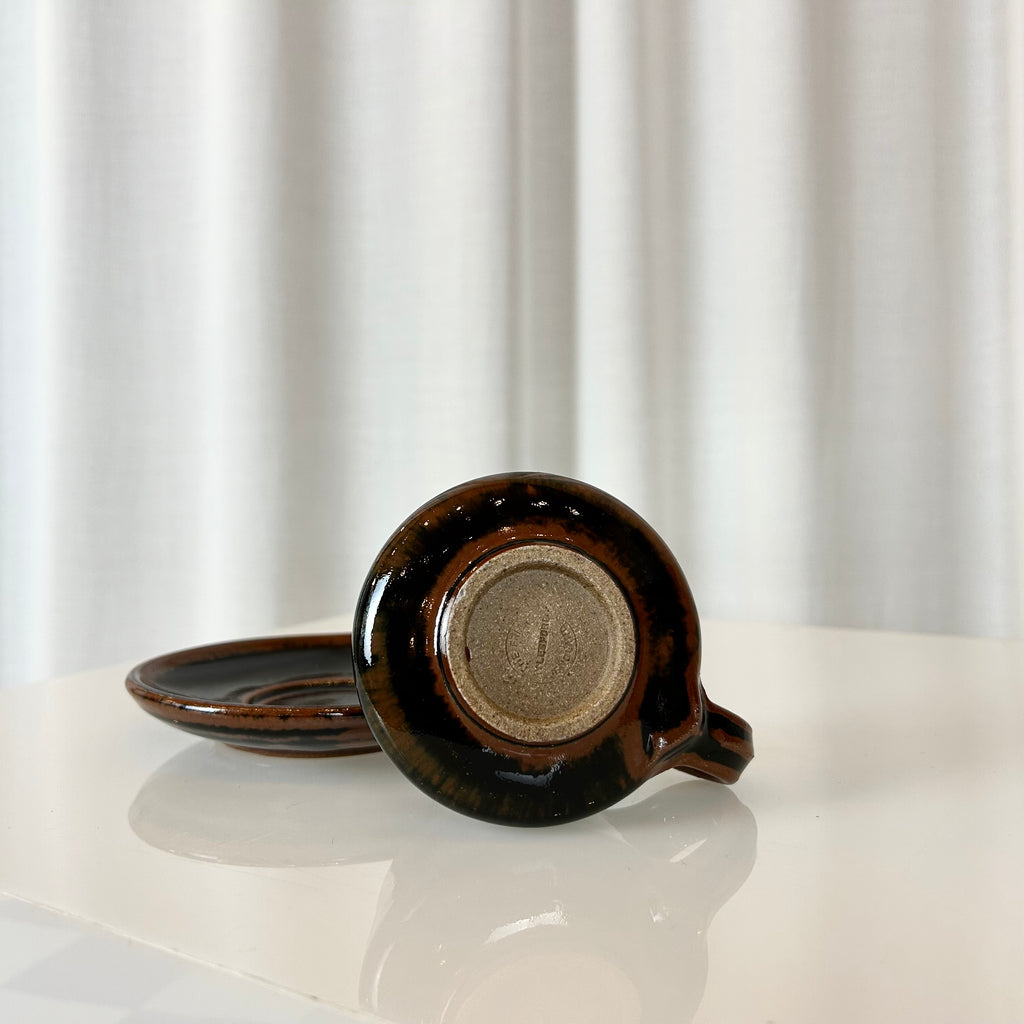 Ceramic cup and saucer from Aylesford, seen from underneath
